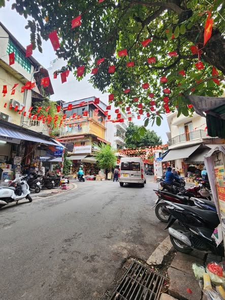 Mặt phố Nguyễn Siêu, Hoàn Kiếm 32m² giá 26 tỷ - Đầu tư sinh lời bền vững!