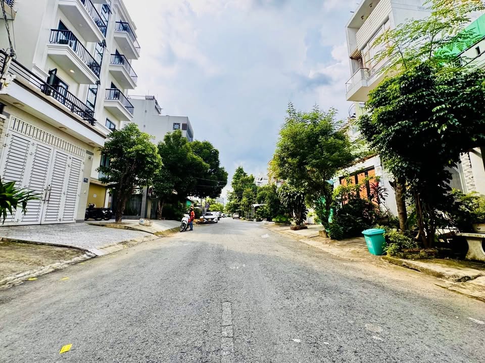 Nhà mặt tiền kinh doanh Đường số Tân Quy, Quận 7, 84m² giá 16.99 tỷ - Cơ hội đầu tư tuyệt vời!