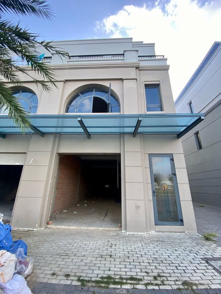 Cho thuê nhà mặt tiền Quảng Trường – Khu Tây Sông Hậu 120m² giá 10 triệu - Địa điểm lý tưởng cho kinh doanh!