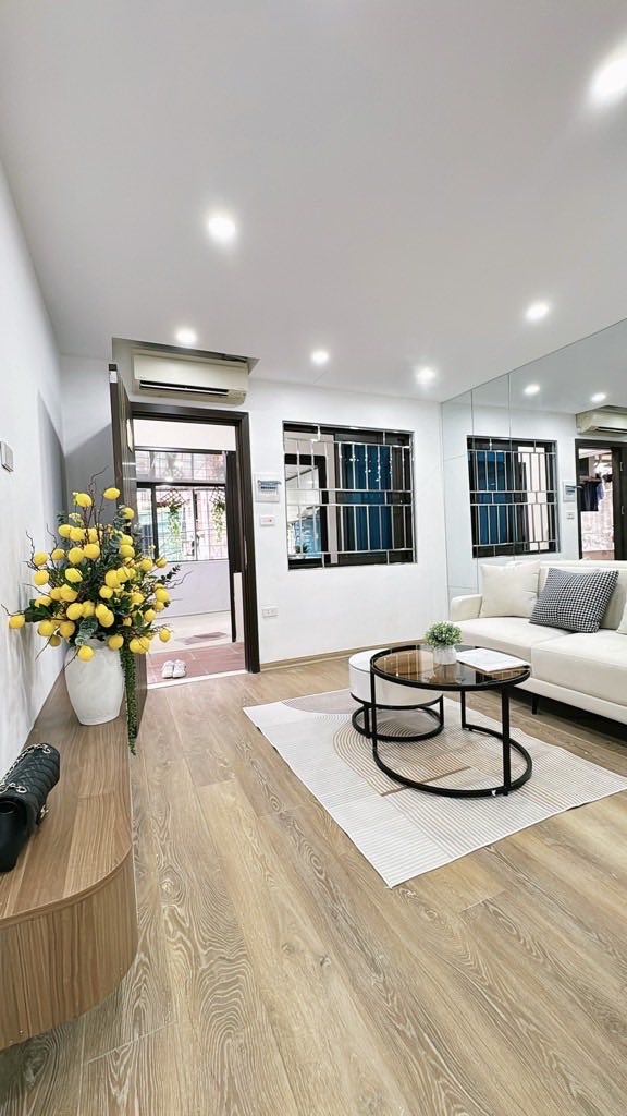 Căn hộ Tập thể Quỳnh Mai - Hai Bà Trưng 60m² giá chỉ 3.9 tỷ - Pháp lý rõ ràng!