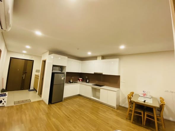 Chung cư Mipec Long Biên 82m² giá 12 triệu - View sông Hồng đẹp mắt!