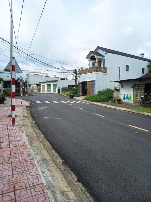 Đất mặt tiền Nguyễn Trung Trực, Bảo Lộc 127.6m² giá 3.65 tỷ - Cơ hội đầu tư hấp dẫn!