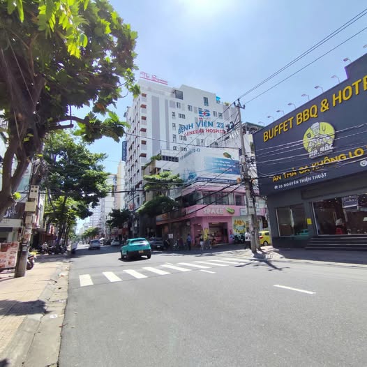 Nhà 3 mặt tiền hẻm Nguyễn Thiện Thuật Nha Trang 45.21m² giá 10 tỷ - Cơ hội vàng cho đầu tư!