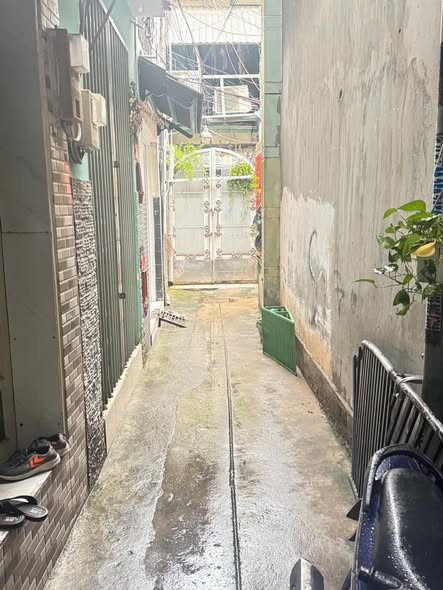 Nhà phố quận 4 24.5m² giá 2.69 tỷ - Khu an ninh, tiện ích đầy đủ!