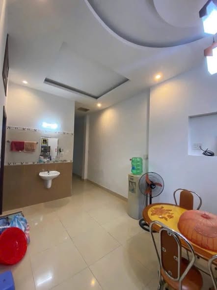 Nhà riêng 2 tầng lô góc Hàm Trung 108m² giá 5.4 tỷ - Thiết kế hiện đại, vào ở ngay!