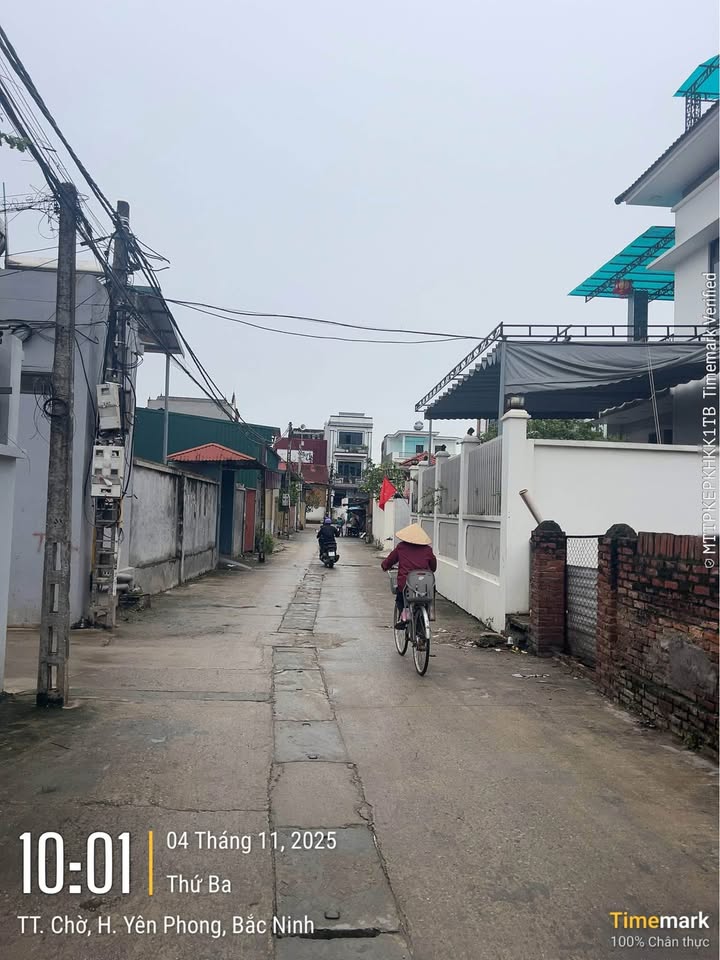 Đất nền góc Chờ, Yên Phong 60m² giá 1 tỷ - Sổ đỏ chính chủ trao tay!