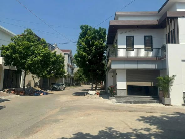 Đất nền góc 2 mặt tiền Đồng Tâm, Vĩnh Yên 180m² giá chỉ 2.9 tỷ - Cơ hội đầu tư sinh lời!