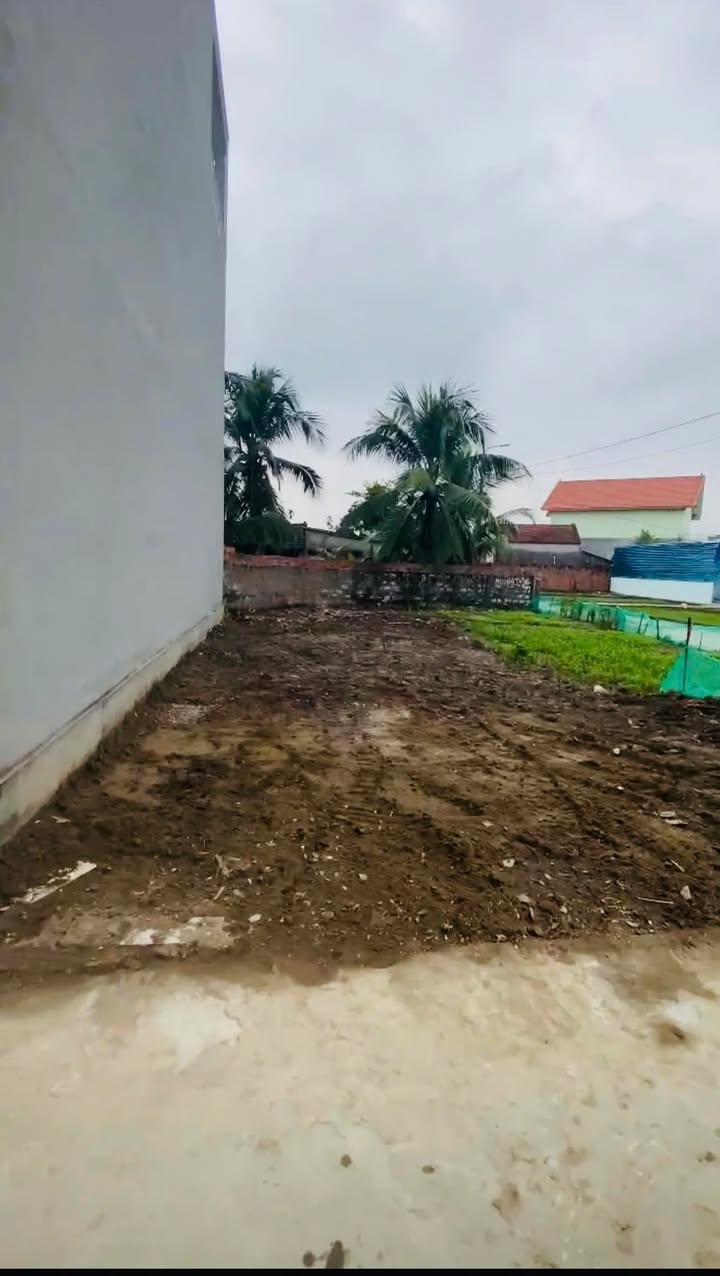 Lô đất Hoàng Động 110m² giá chỉ 1.4 tỷ - Cơ hội an cư tuyệt vời!