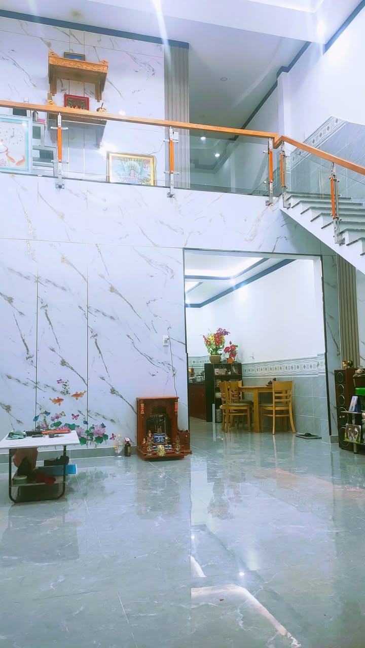 Nhà riêng Thái Hòa, Tân Uyên 106m² giá 3.05 tỷ - Thiết kế hiện đại, tặng nội thất!