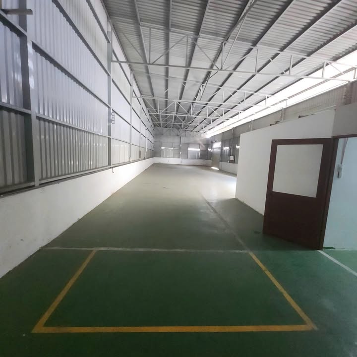 Xưởng cho thuê An Phú, Thuận An 300m² giá 14 triệu - Đường lớn thuận tiện cho xe tải!