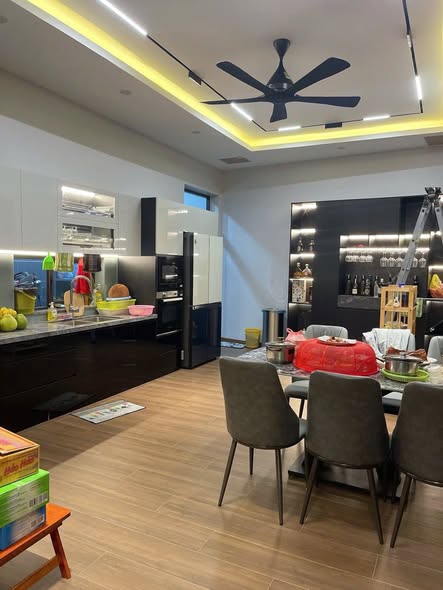 Bán biệt thự Tân Phong 200m² giá 10 tỷ - Cơ hội vàng cho nhà đầu tư!