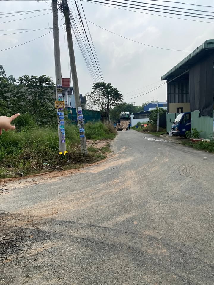 Nhà bán phường Tân Phước Khánh, Tân Uyên 181m² giá 2.89 tỷ - Góc 2 mặt tiền, sẵn sàng ở ngay!