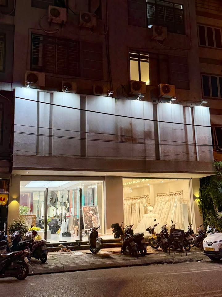 Nhà mặt tiền cho thuê tại Thái Hà, Đống Đa 70m² giá 30 triệu - Đẹp, thuận tiện kinh doanh!