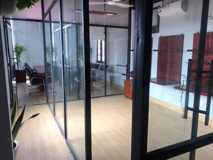 Nhà nguyên căn 3 tầng tại Gò Vấp, 100m² - Thoải mái sinh hoạt