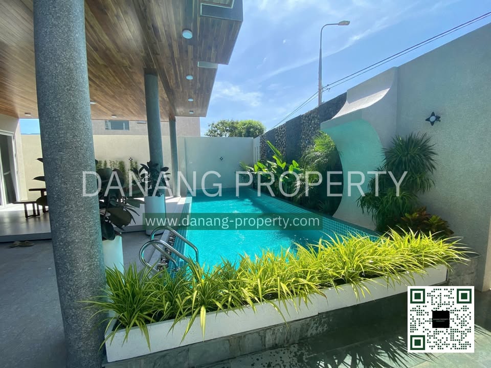 Biệt thự 6 phòng ngủ tại Nại Hiên, Sơn Trà – Diện tích 300m² giá 91 triệu/tháng