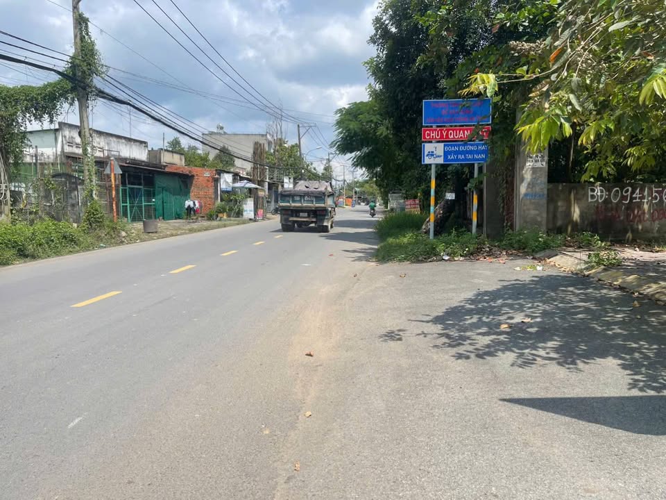 Mặt tiền kinh doanh đường Trường Lưu, Thủ Đức 113.6m² giá 8.5 tỷ - Đầu tư sinh lời ngay!