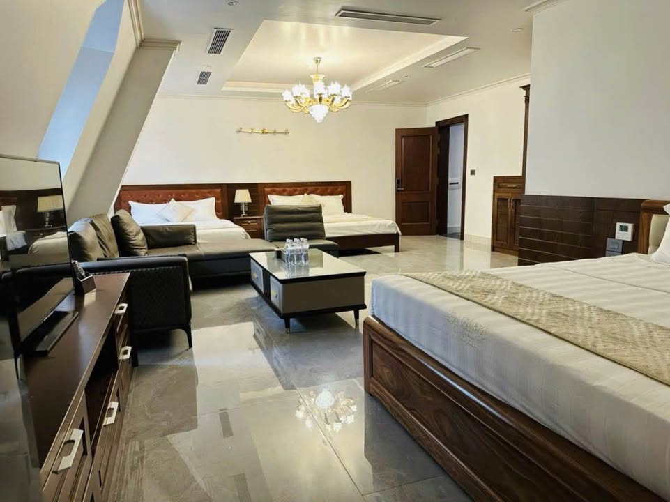 Khách sạn 5 sao Bãi Cháy 600m² giá 1xx tỷ - Cơ hội đầu tư hấp dẫn!