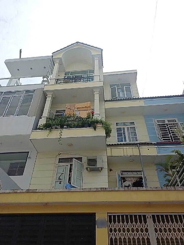 Nhà phố mặt tiền Đường số 15, Bình Tân 84m² giá 11 tỷ - Chính chủ bán gấp!