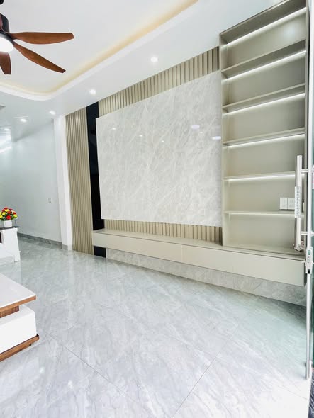 Nhà độc lập tại Phú Xuân 52.7m² giá 2.1 tỷ - Thiết kế hiện đại, thuận tiện sống!