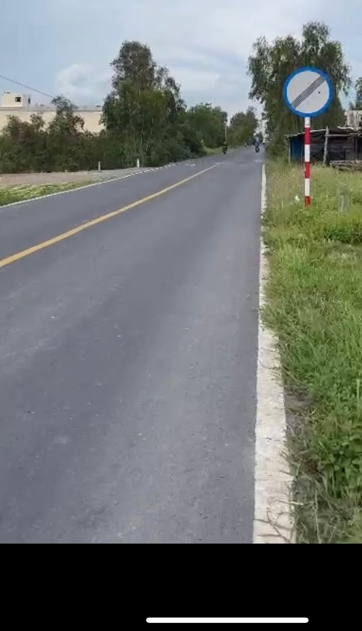 Đất 2 mặt tiền tỉnh lộ 844, Hưng Thạnh, 16.000m² giá 13 tỷ - Cơ hội đầu tư hấp dẫn!