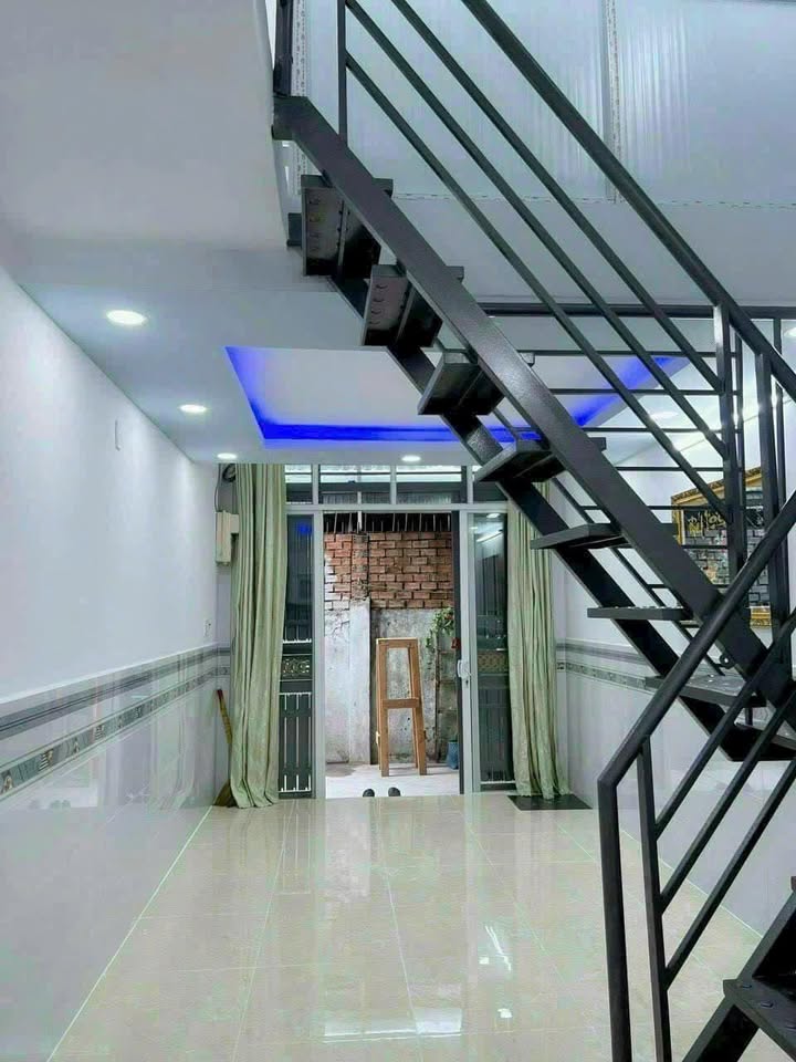 Nhà phố Hiệp Thành, quận 12, 25.6m² giá 1.3 tỷ - Nhà đẹp vào ở ngay!