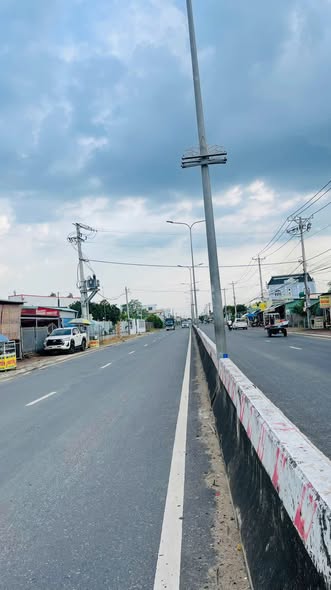 Đất thổ cư mặt tiền DT 830 - Long Định, Cần Đước 282m² - Giá chỉ 5.4 tỷ thương lượng!