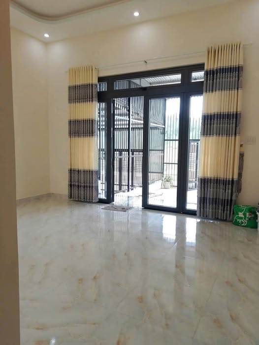 Nhà nguyên căn cho thuê tại Nguyễn Hoàng, Đà Lạt 100m² - Giá chỉ 5 triệu/tháng!