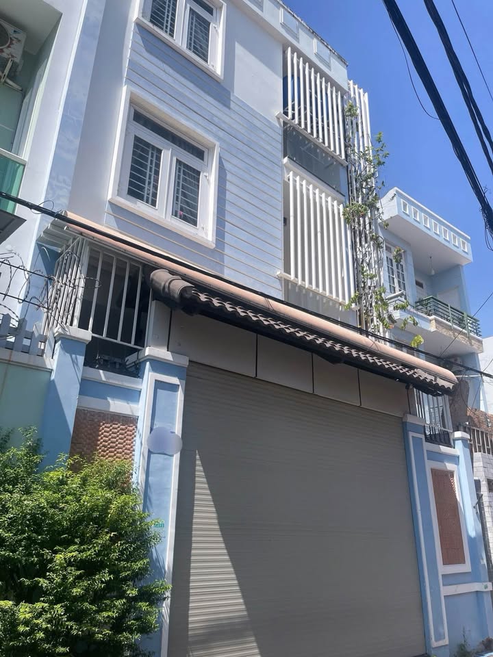 Nhà cho thuê hẻm xe hơi đường Huyền Trân Công Chúa, Vũng Tàu 180m² - Giá chỉ 12 triệu/tháng!