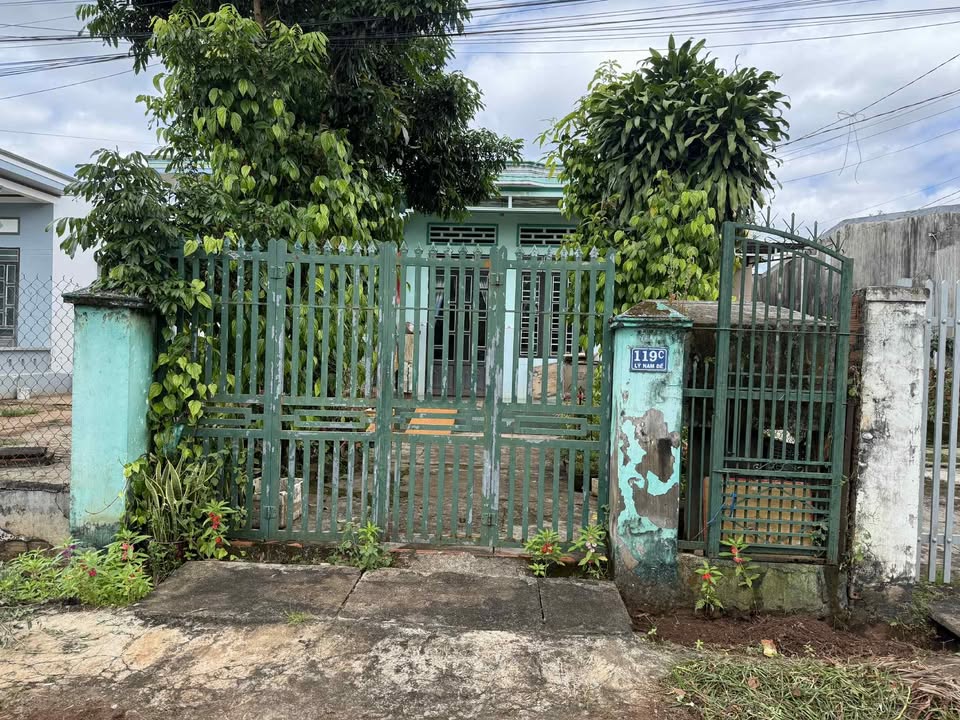 Nhà riêng tại đường Lý Nam Đế, xã Quảng Phú, giá 1.5 tỷ - Sổ hồng chính chủ!