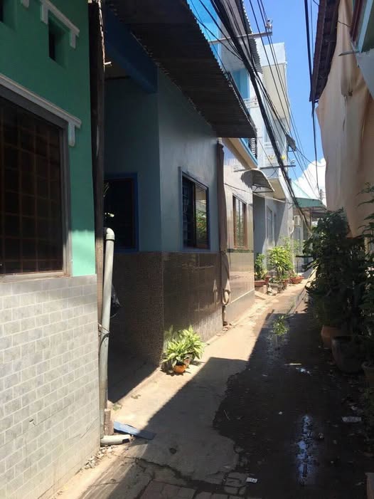 Nhà cấp 4 tại Thị trấn An Châu, 41.3m² giá 550 triệu - Gần trường học A