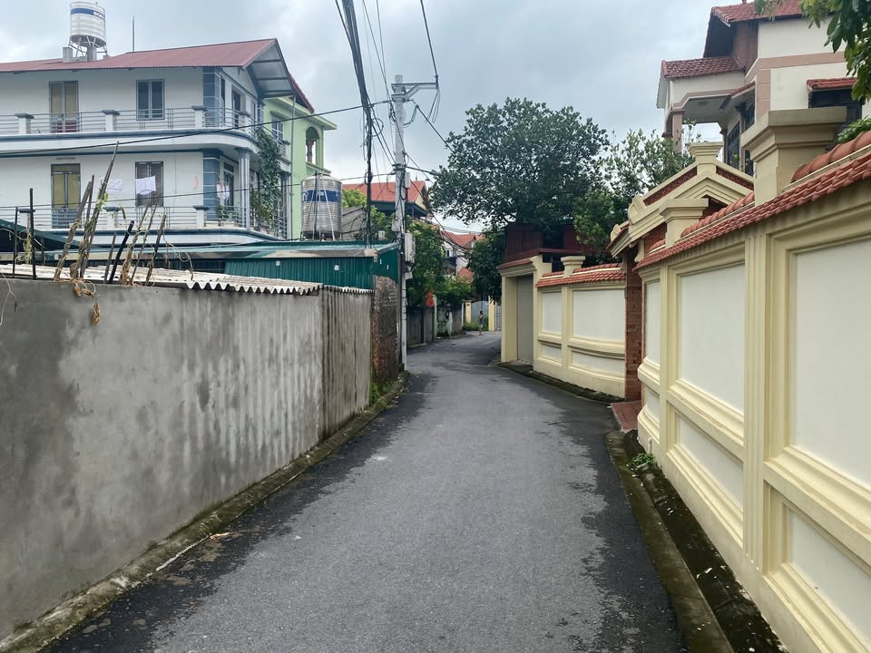 Đất nền Kiêu Kỵ 54m² giá 3.3 tỷ - Vị trí đẹp, sổ đỏ chính chủ!