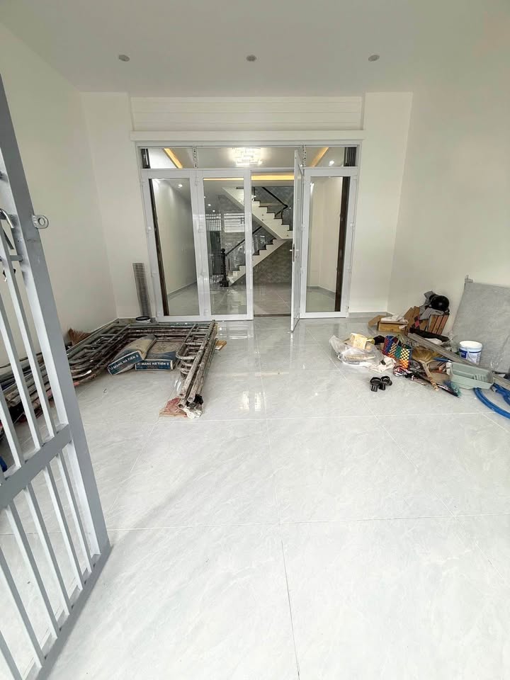 Nhà cho thuê Khu đô thị Tây Bắc Rạch Giá 100m² giá 8 triệu - Hợp đồng lâu dài!