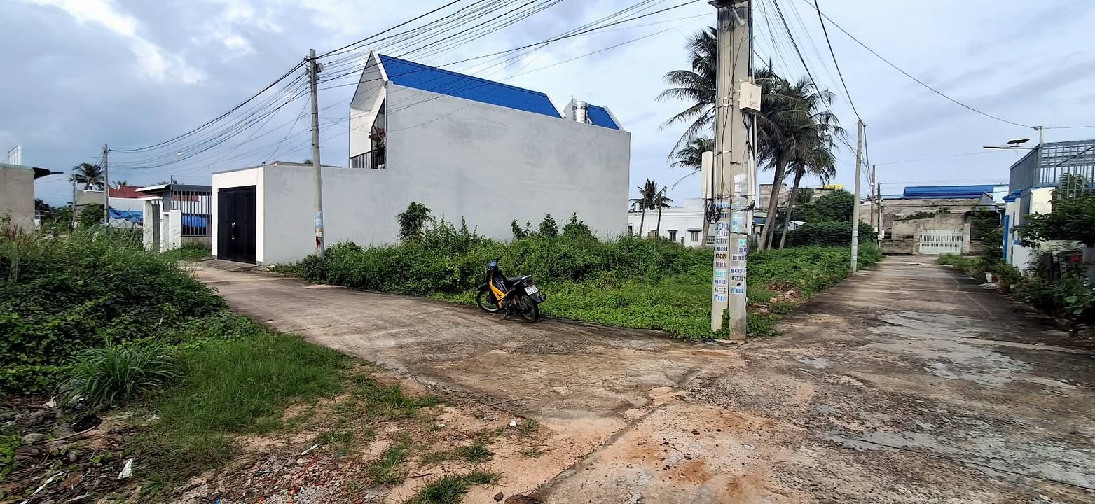 Đất thổ cư 100m² tại Phú Mỹ, Hàm Mỹ - Giá chỉ 800 triệu, mặt tiền đường lớn!