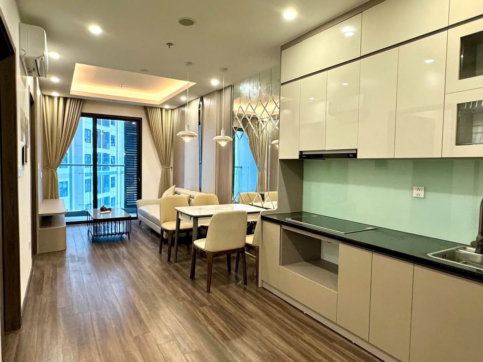 Căn hộ Hoàng Huy Commerce Hải Phòng 68m² giá 2.65 tỷ - Full nội thất cao cấp, view bể bơi!
