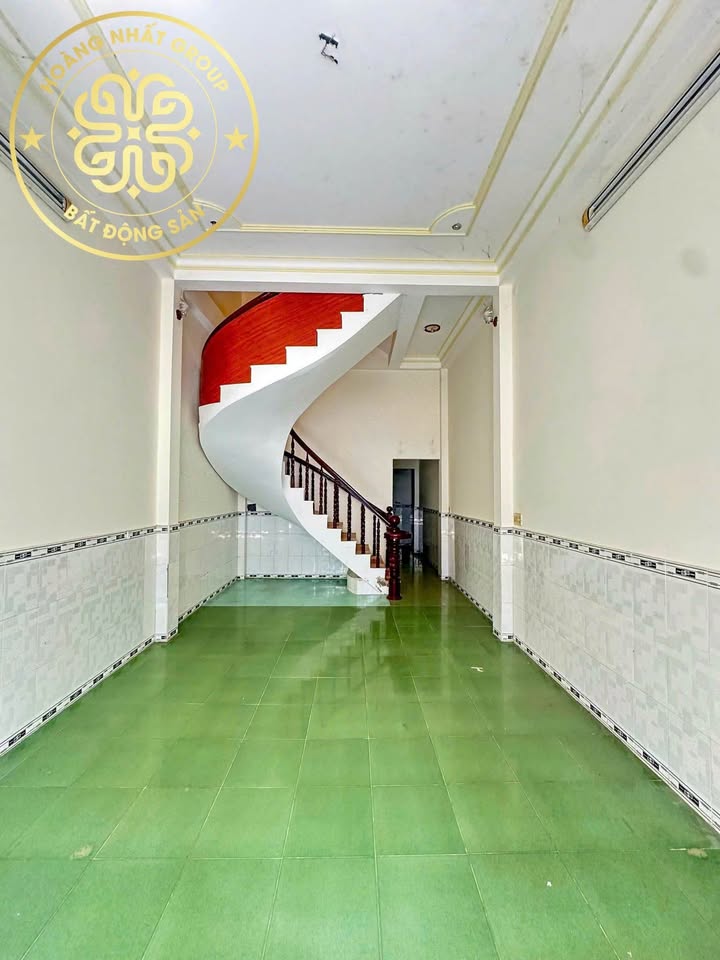 Nhà phố Trần Quang Khải, P5 Cà Mau 64m² giá 1.8 tỷ - Thiết kế hiện đại, sẵn sàng vào ở!