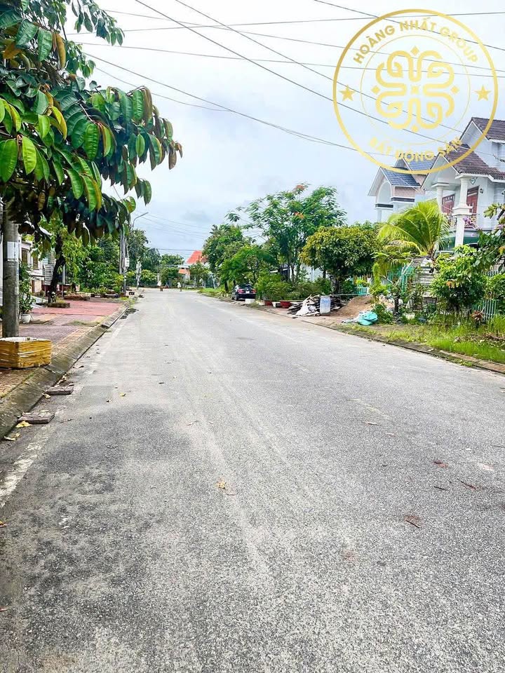 Bán đất kèm nhà cấp 4 Phạm Ngọc Thạch, Cà Mau 243m² - Vừa ở vừa kinh doanh!