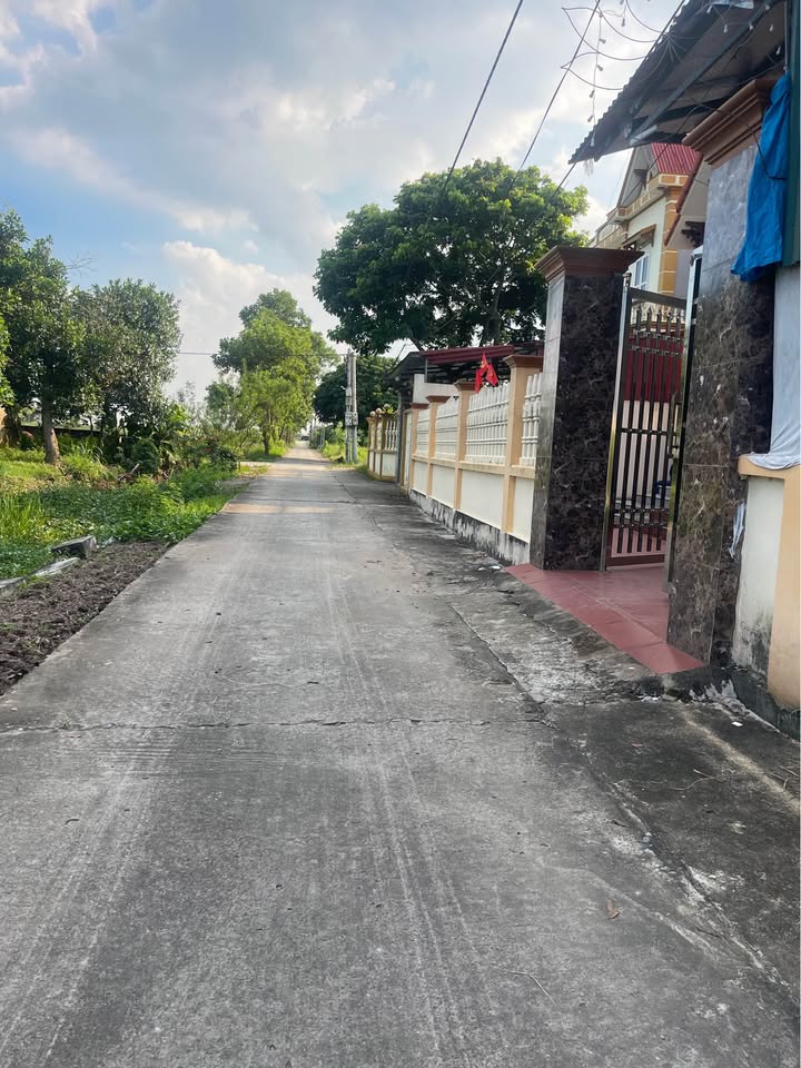 Đất nền Trừng Xá Lương Tài 100m² giá 1.5 tỷ - Mặt tiền 5.49m, vị trí kết nối sân bay!