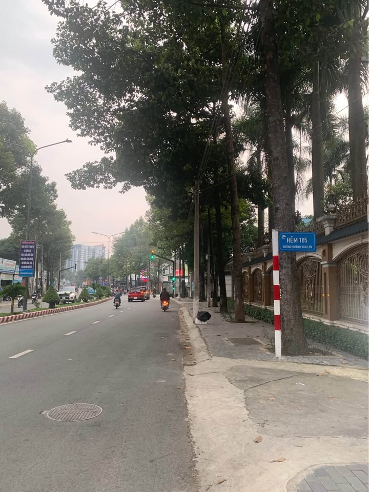 Bán đất tặng nhà C4 Phú Lợi, Thủ Dầu Một, 168m² - Đường ô tô vào tận nơi!