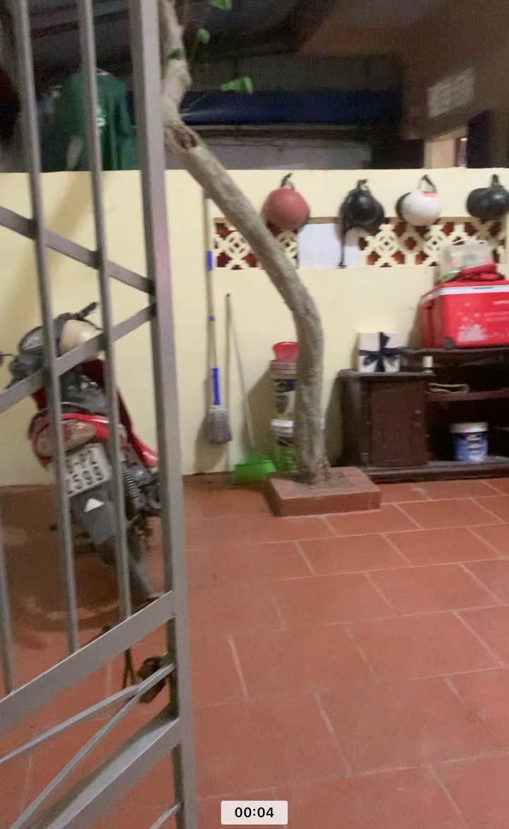 Nhà 2,5 tầng đường Trần Nhân Tông 56m² giá 1 tỷ - Đang chờ chủ mới!