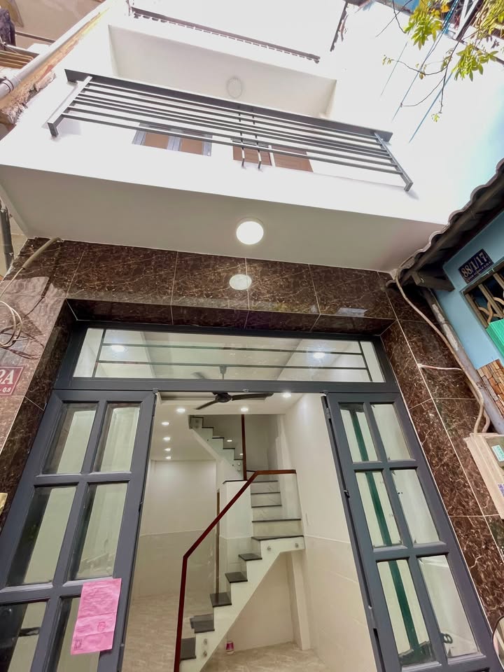 Nhà mới 2 lầu 3PN 3WC tại hẻm Chánh Hưng, Q8 giá 4.186 tỷ - Cơ hội đầu tư hấp dẫn!