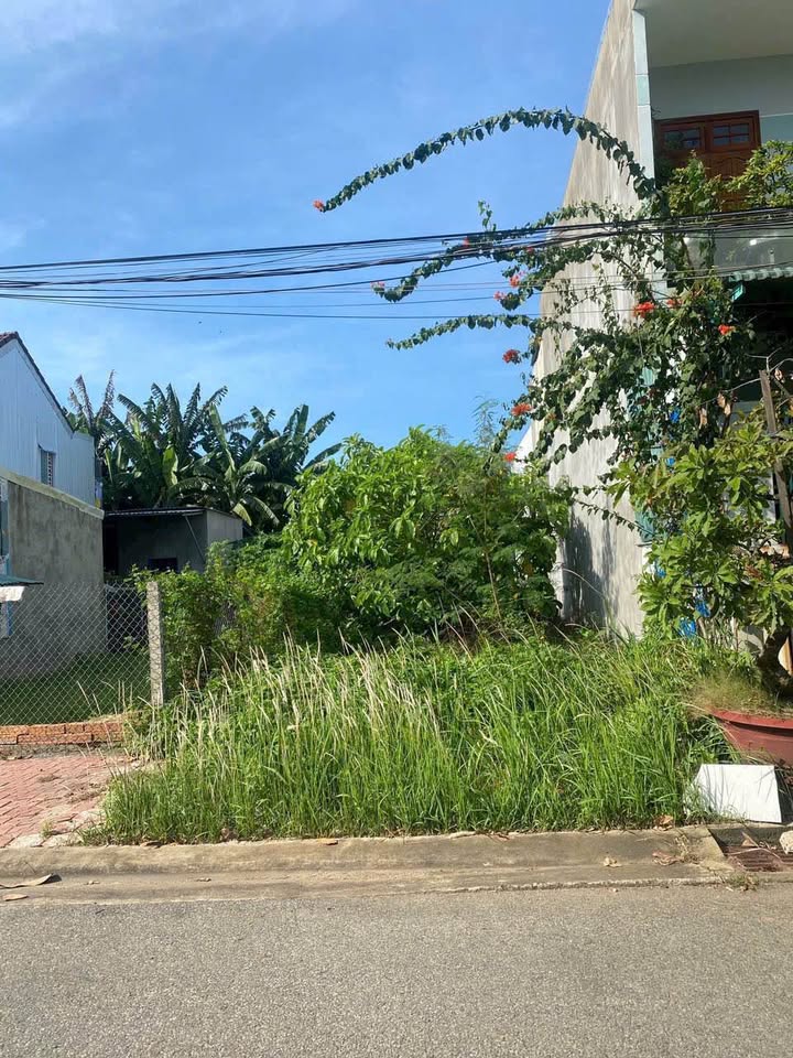 Đất mặt tiền Trần Linh, Quảng Ngãi 100m² giá 1.6 tỷ - Đầu tư sinh lời ngay!