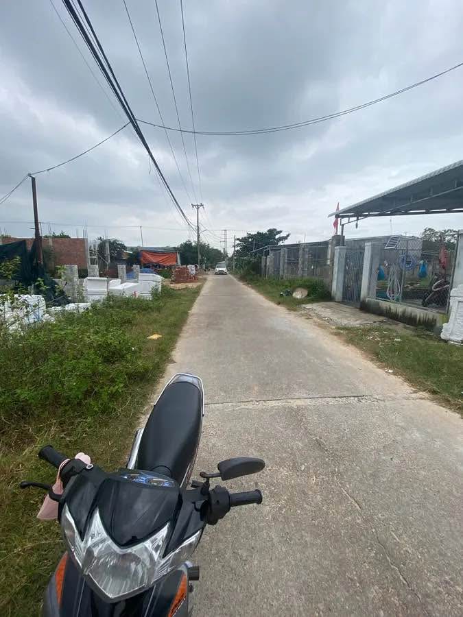 Đất ở phường Hòa Quý, quận Ngũ Hành Sơn, Đà Nẵng 100m² - Sổ đỏ chính chủ, thuận tiện đầu tư!