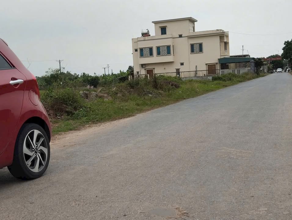 Đất nền Quốc Tuấn Kiến Xương 120m² giá thỏa thuận - Mặt đường trục xã đẹp