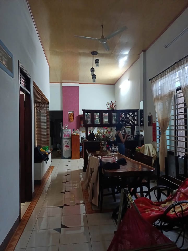 Bán gấp mặt tiền hẻm 235 Nguyễn Văn Cừ 298.7m² giá 4.95 tỷ - Cơ hội vàng cho đầu tư!