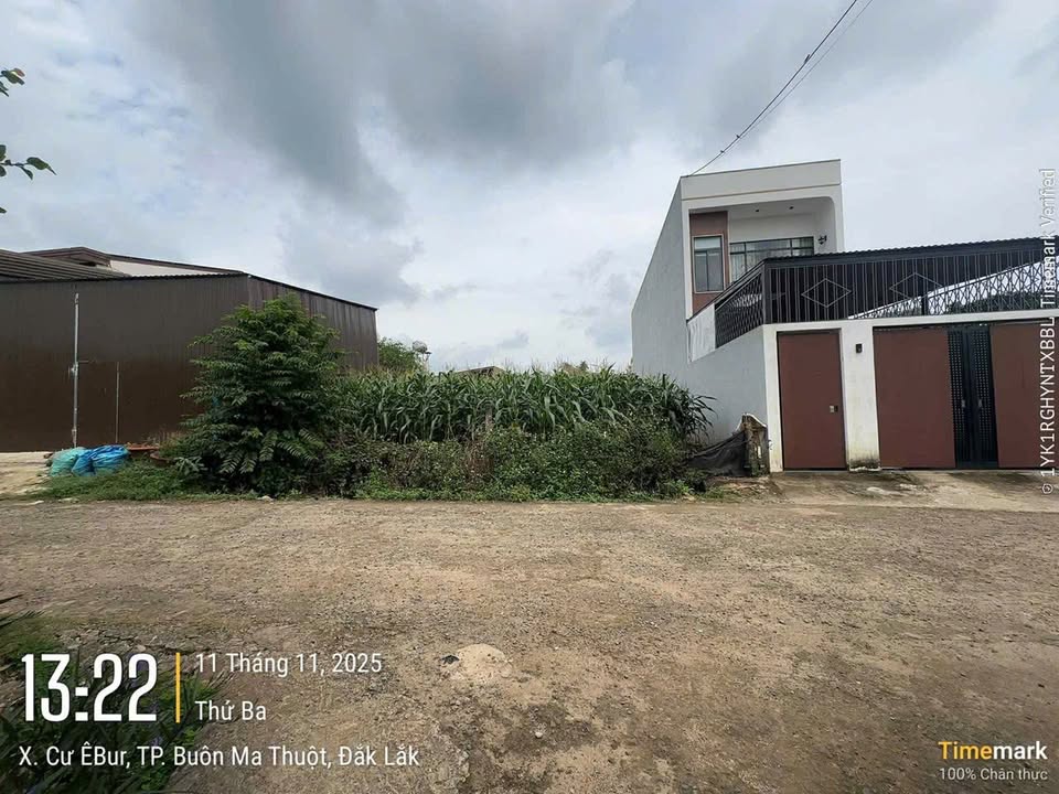 Đất làm nhà vườn đường A, thôn 3 Cư Êbur 300m² giá 3.5 tỷ - Cơ hội đầu tư tuyệt vời!