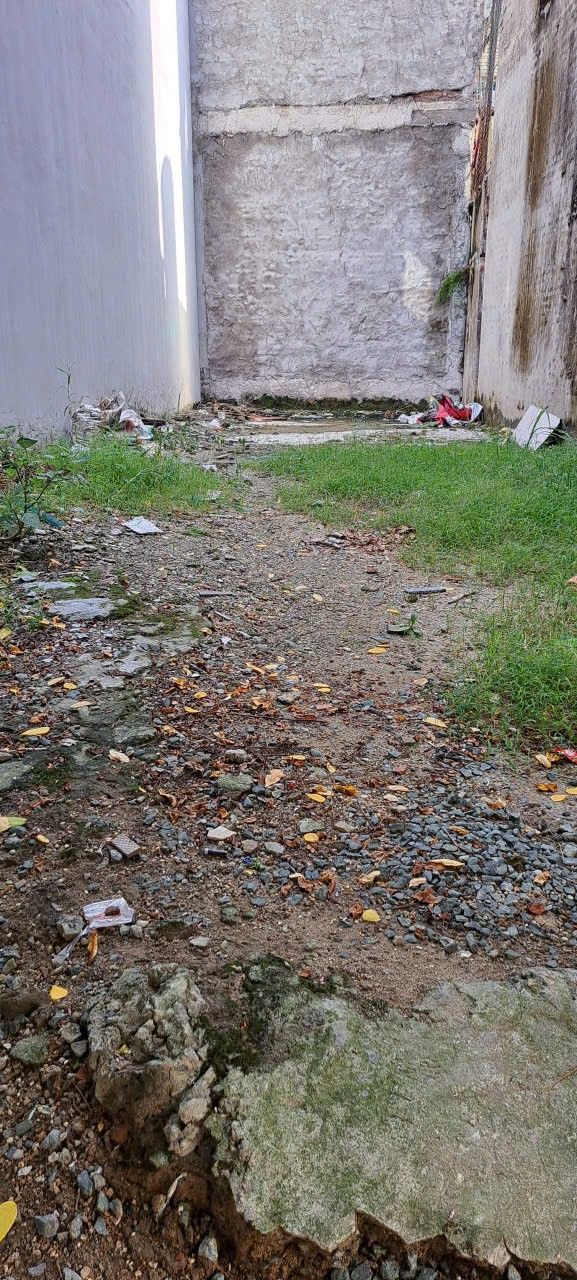 Bán đất Xuân Phương, Nam Từ Liêm 82m² giá 7 tỷ - Sổ đỏ chính chủ, khu vực giao thông thuận lợi!