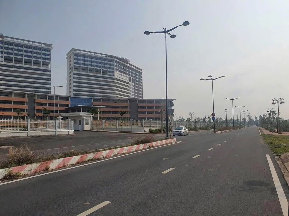 Đất thổ cư Định Hoà, Thủ Dầu Một 100m² giá 3.3 tỷ - Cơ hội đầu tư tuyệt vời!