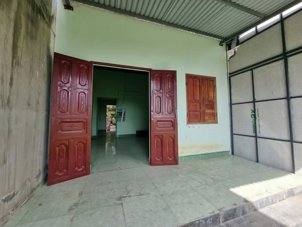 Đất thổ cư Cam Ranh 180.6m² giá 1.35 tỷ - Hướng Đông thu hút tài khí!