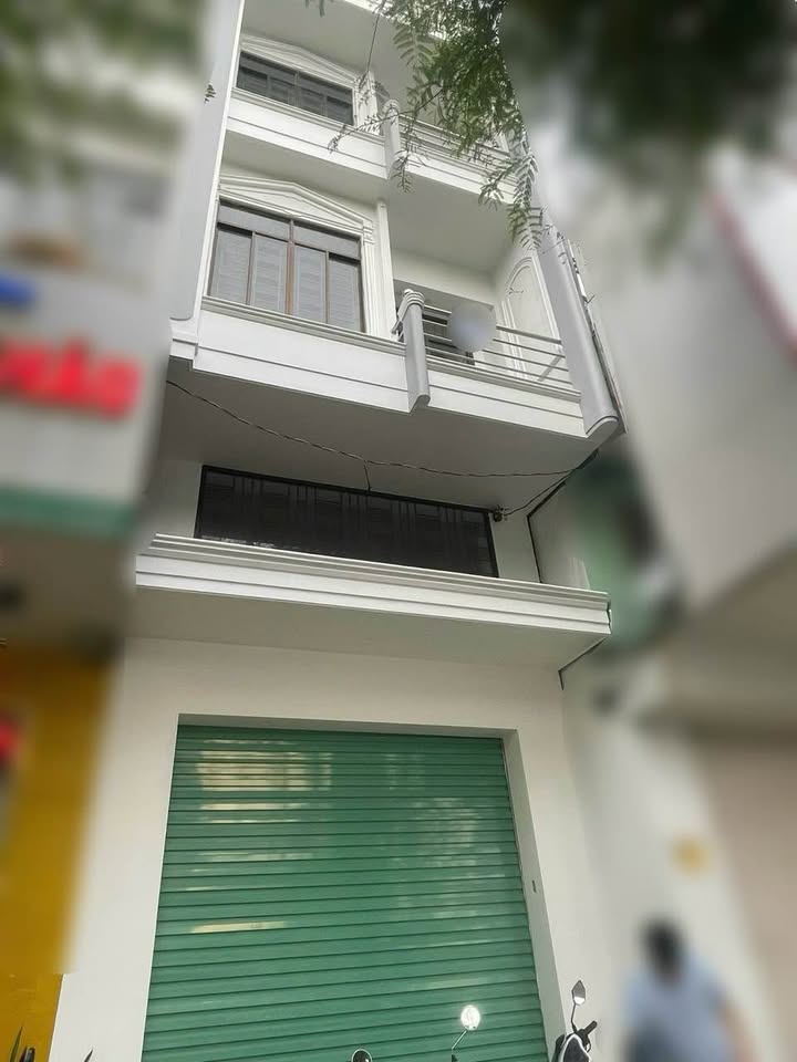 Nhà mặt tiền đường 30/4, quận Ninh Kiều, Cần Thơ, 67.6m² giá 19 tỷ - Đầu tư sinh lời tốt!