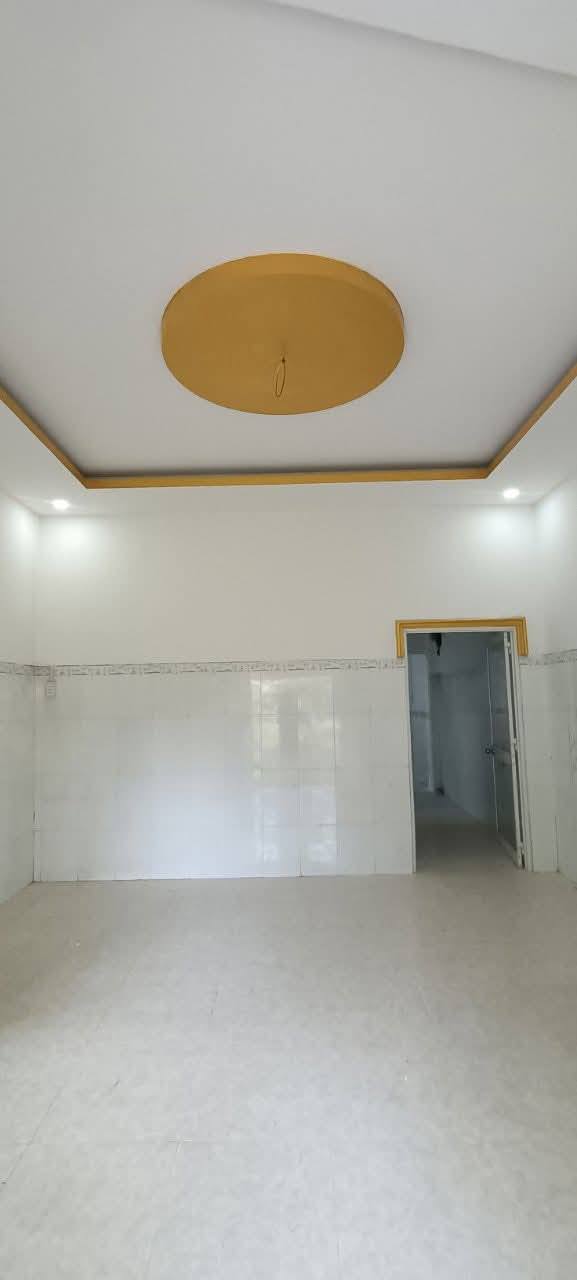 Nhà bán Thái Hòa, Tân Uyên 50m² giá 700 triệu - Sổ chung chính chủ!